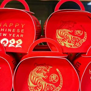 Gecoate geschenkdozen met merklogo